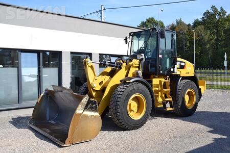 CATERPILLAR 910 M